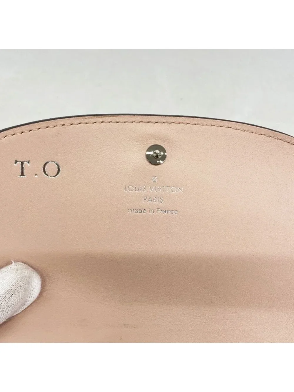 Louis Vuitton Wallet Mahina Portefeuille Iris Magnolia